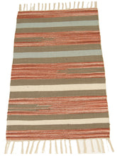 Lade das Bild in den Galerie-Viewer, Galleria Farah1970 - 80x50 CM Kilim Autentico, Originale e Fatto a Mano Ideal
