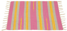 Lade das Bild in den Galerie-Viewer, Galleria Farah1970 - 80x50 CM Kilim Autentico, Originale e Fatto a Mano Ideal
