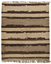Lade das Bild in den Galerie-Viewer, Kelem Hand knotted carpet 100x75 CM
