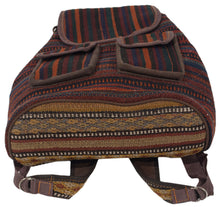 Carica l&#39;immagine nel visualizzatore di Gallery, Zainetto di Kilim Vecchia Manifattura Originale (40x30 Cm)
