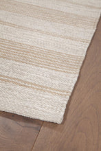 Carica l'immagine nel visualizzatore di Gallery, BAY STRIPE BEIGE 50X80 CM (Galleriafarah1970)
