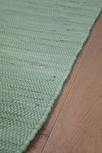 Carica l'immagine nel visualizzatore di Gallery, Kilim ABANO LIGHT GREEN 200X60
