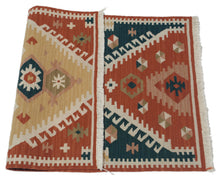 Load image into Gallery viewer, kilim indiano moderno autentico originale 94x64 cm
