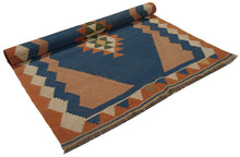 Lade das Bild in den Galerie-Viewer, Kilim Qilim Kelem-Teppich original, (183x104 cm)
