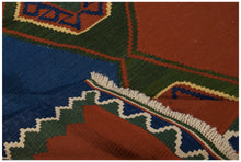 Carica l'immagine nel visualizzatore di Gallery,  Autentico kilim originale fatto a mano Stile classico -188x140 CM
