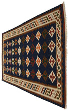 Lade das Bild in den Galerie-Viewer, Kilim Qilim Kelem original, (254x152 cm) authentisch handgemacht mit 
