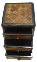 Load image into Gallery viewer, Antico Armadietto tibetano con tre cassetti 13x16x13 CM
