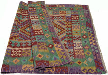 Carica l'immagine nel visualizzatore di Gallery, Autentico, Originale kilim FATTO A MANO CON CERTIFICATO 191X124 CM 

