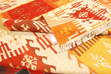 Carica l'immagine nel visualizzatore di Gallery, Kilim Original Authentic Hand Made 140x70 CM
