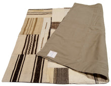 Carica l'immagine nel visualizzatore di Gallery, 150x113 CM KILIM KELEM Original Hand Made 
