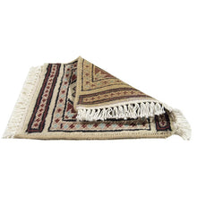 Load image into Gallery viewer, 30x30 CM Piccolo Tappetino Quadrato Autentico Originale Annodato a Mano , Ideale per sotto vasi e sotto oggetti
