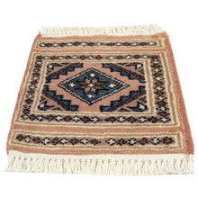 Load image into Gallery viewer, 30x30 CM Piccolo Tappetino Quadrato Autentico Originale Annodato a Mano , Ideale per sotto vasi e sotto oggetti
