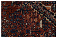 Carica l&#39;immagine nel visualizzatore di Gallery, VINTAGE Authentic original hand knotted carpet 200x137 CM
