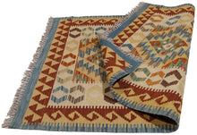 Lade das Bild in den Galerie-Viewer, 117x85 CM Autentik Kilim Kelem Original Hand Made Classic STYL
