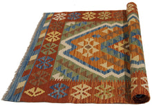 Carica l'immagine nel visualizzatore di Gallery, 120x80 CM Autentik Kilim Kelem Original Hand Made Classic STYL
