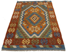 Carica l'immagine nel visualizzatore di Gallery, 120x80 CM Autentik Kilim Kelem Original Hand Made Classic STYL
