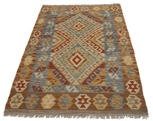 Load image into Gallery viewer, 126x86 CM Autentik Kilim Kelem Original Hand Made Classic STYL
