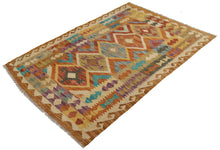Carica l'immagine nel visualizzatore di Gallery, 148x105 CM Autentik Kilim Kelem Original Hand Made Classic STYL
