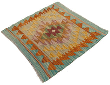 Carica l'immagine nel visualizzatore di Gallery, 53x52 CM Autentik Kilim Kelem Original Hand Made Classic STYL
