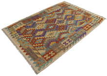 Carica l&#39;immagine nel visualizzatore di Gallery, 183x134 CM Kilim Autentico Originale Fatto a Mano Facile da Pulire Stile Tribale
