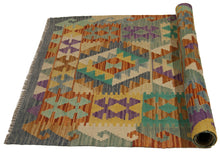 Lade das Bild in den Galerie-Viewer, CM Kilim Autentico Originale Fatto a Mano Facile da Pulire Stile Tribali

