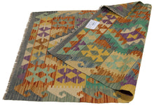 Carica l'immagine nel visualizzatore di Gallery, CM Kilim Autentico Originale Fatto a Mano Facile da Pulire Stile Tribali
