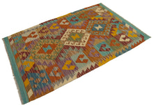 Lade das Bild in den Galerie-Viewer, Autentio kilim originale fatto a mano Stile classico Facile da pulire 130x85 CM 
