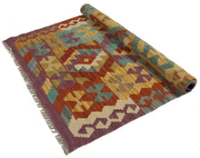Carica l'immagine nel visualizzatore di Gallery, 123X80 CM Kilim Autentico Originale Fatto a Mano Facile da Pulire Stile Rustico
