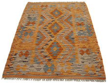Carica l'immagine nel visualizzatore di Gallery, 123x86 CM Kilim Autentico Originale Fatto a Mano Facile da Pulire Stile Rustico
