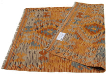 Lade das Bild in den Galerie-Viewer, 123x86 CM Kilim Autentico Originale Fatto a Mano Facile da Pulire Stile Rustico
