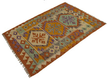 Carica l'immagine nel visualizzatore di Gallery, 115x80 CM Kilim Autentico Originale Fatto a Mano Facile da Pulire Stile Rustico
