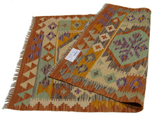 Carica l'immagine nel visualizzatore di Gallery, 115x80 CM Kilim Autentico Originale Fatto a Mano Facile da Pulire Stile Rustico
