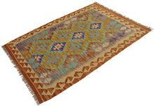 Lade das Bild in den Galerie-Viewer, 115x80 CM Kilim Autentico Originale Fatto a Mano Facile da Pulire Stile Rustico
