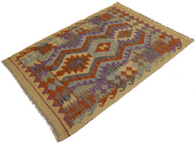 Carica l'immagine nel visualizzatore di Gallery, 118x87 CM Autentik Kilim Kelem Original Hand Made Classic STYL - EASY TO CLEAN
