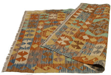 Lade das Bild in den Galerie-Viewer, 122x80 CM Autentik Kilim Kelem Original Hand Made Classic STYL - EASY TO CLEAN
