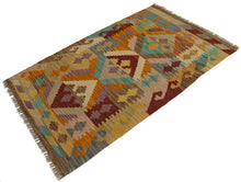 Carica l&#39;immagine nel visualizzatore di Gallery, 126x77 CM Autentio kilim originale fatto a mano Stile classico - Facile da pulire
