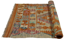 Carica l'immagine nel visualizzatore di Gallery, 88x64 CM Autentio kilim originale fatto a mano Stile classico - Facile da pulire
