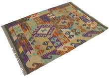 Carica l'immagine nel visualizzatore di Gallery, 88x65 CM Autentio kilim originale fatto a mano Stile classico - Facile da pulire
