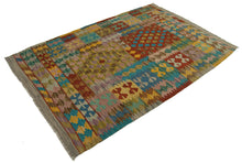 Carica l'immagine nel visualizzatore di Gallery, 152x107 CM Autentio kilim originale fatto a mano Stile classico - Facile da pulire
