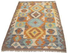 Carica l'immagine nel visualizzatore di Gallery, 125x83 CM Autentio kilim originale fatto a mano Stile classico - Facile da pulire
