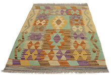 Carica l'immagine nel visualizzatore di Gallery, 92x74 CM Autentio kilim originale fatto a mano Stile classico - Facile da pulire
