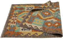Carica l'immagine nel visualizzatore di Gallery, 125x80 CM Autentio kilim originale fatto a mano Stile classico - Facile da pulire
