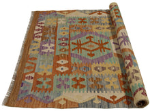 Carica l'immagine nel visualizzatore di Gallery, 147x103 CM Autentio kilim originale fatto a mano Stile classico Facile da pulire
