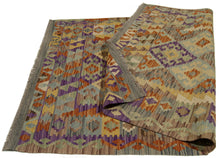 Carica l'immagine nel visualizzatore di Gallery, 152x103 CM Autentio kilim originale fatto a mano Stile classico Facile da pulire
