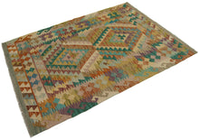 Carica l'immagine nel visualizzatore di Gallery, 150x105 CM Autentio kilim originale fatto a mano Stile classico Facile da pulire

