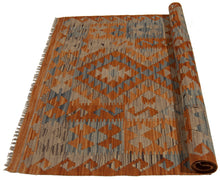 Carica l'immagine nel visualizzatore di Gallery, 150x102 CM Autentio kilim originale fatto a mano Stile classico Facile da pulire
