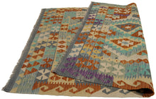 Carica l'immagine nel visualizzatore di Gallery, 170x125 CM Autentio kilim originale fatto a mano Stile classico Facile da pulire

