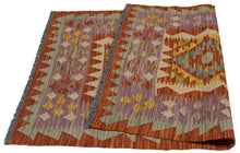 Carica l'immagine nel visualizzatore di Gallery, 128x82 CM Autentio kilim originale fatto a mano Stile classico Facile da pulire
