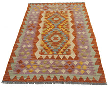 Carica l'immagine nel visualizzatore di Gallery, 128x82 CM Autentio kilim originale fatto a mano Stile classico Facile da pulire
