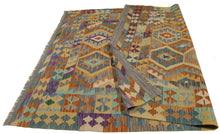 Load image into Gallery viewer, Autentio kilim originale fatto a mano Stile classico Facile da pulire 200x157 CM 

